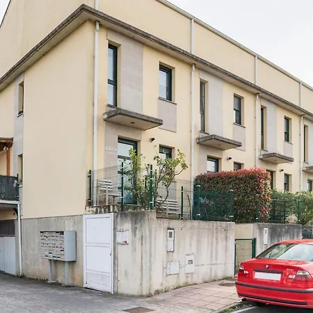 Independiente Con Bano Y Terraza Homestay Cartes